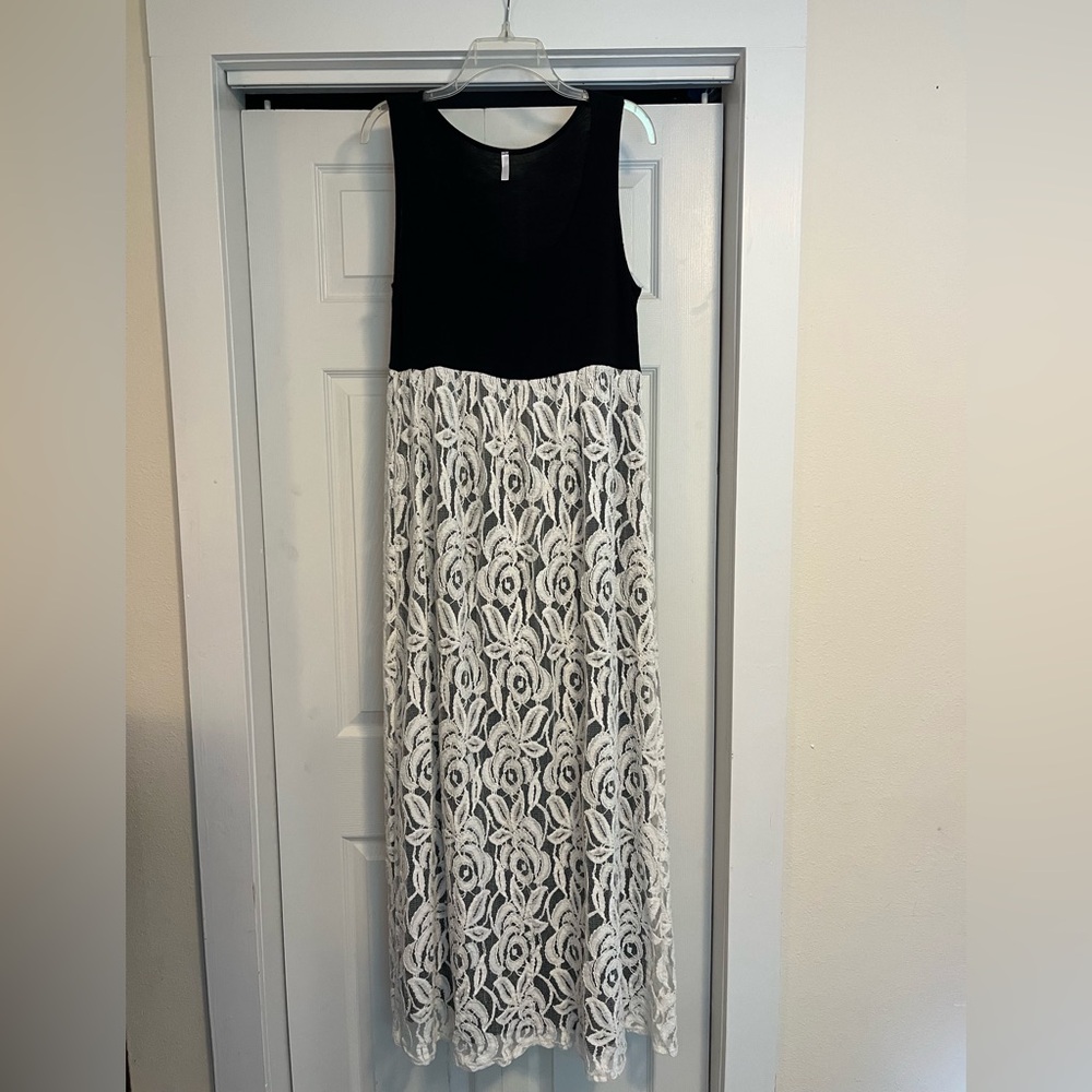Pinkblush Black and White Floral Lace Maternity Dress